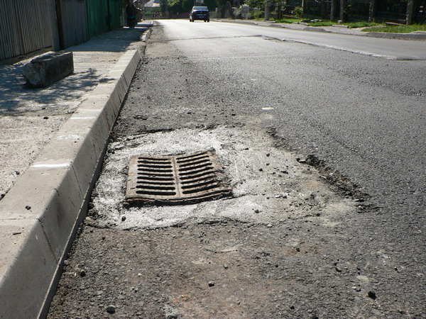 ridicari la cota sistem colectare ape pluviale str. Ion Creanga.jpg